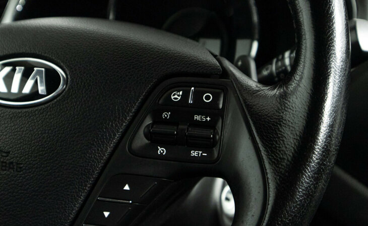 Kia Ceed - Фото 8