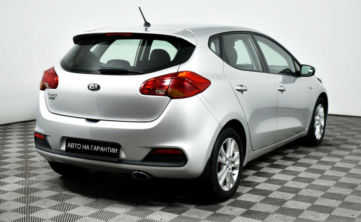 Kia Ceed - Фото 2