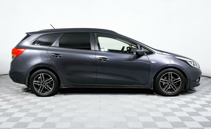 Kia Ceed - Фото 3