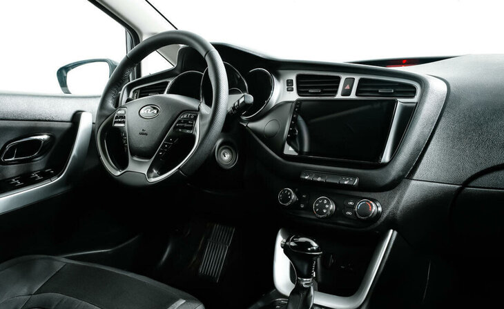 Kia Ceed - Фото 7