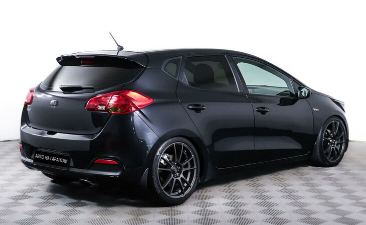 Kia Ceed - Фото 4