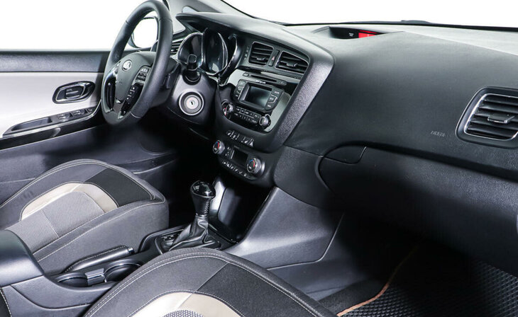 Kia Ceed - Фото 8