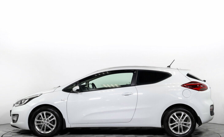 Kia Ceed - Фото 2