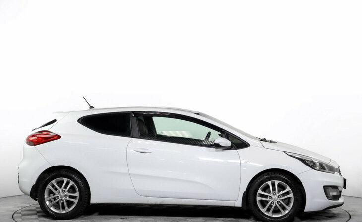 Kia Ceed - Фото 3