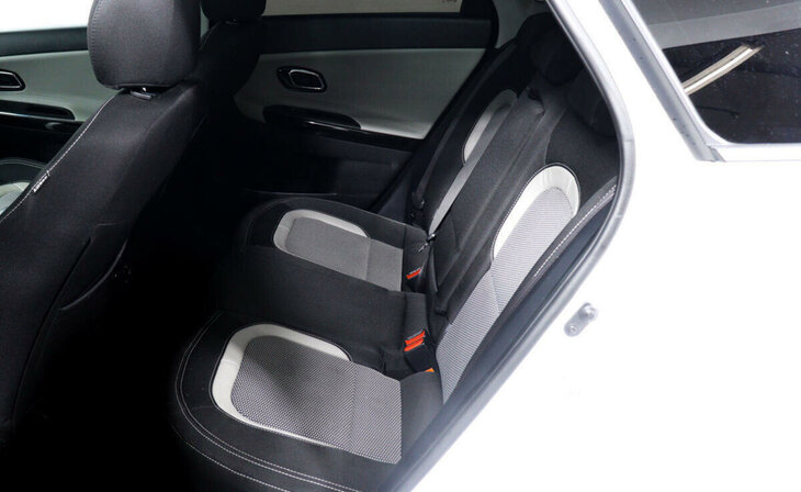 Kia Ceed - Фото 10