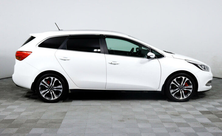 Kia Ceed - Фото 3