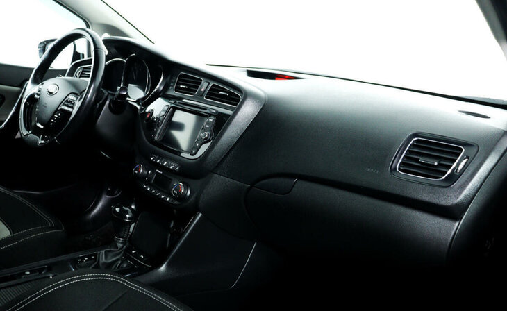 Kia Ceed - Фото 6