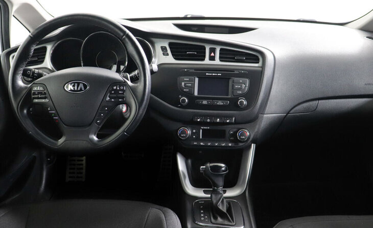 Kia Ceed - Фото 6