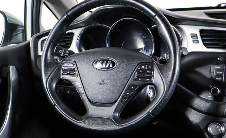 Kia Ceed - Фото 12