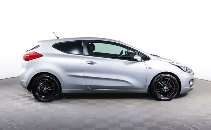 Kia Ceed - Фото 3