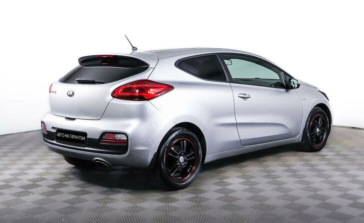 Kia Ceed - Фото 4