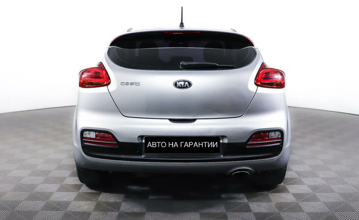 Kia Ceed - Фото 5