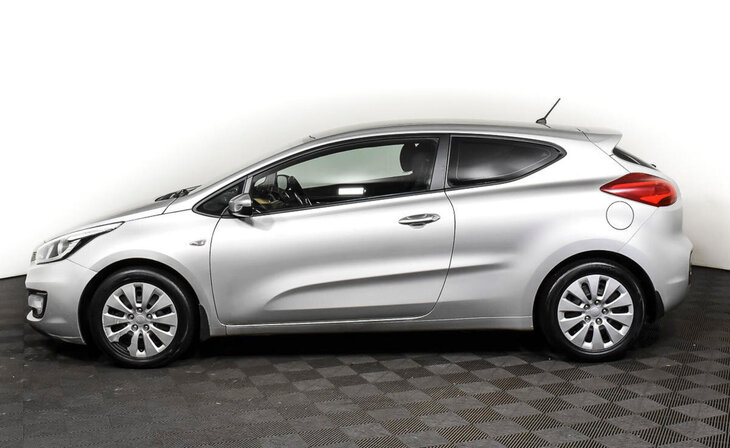 Kia Ceed - Фото 2