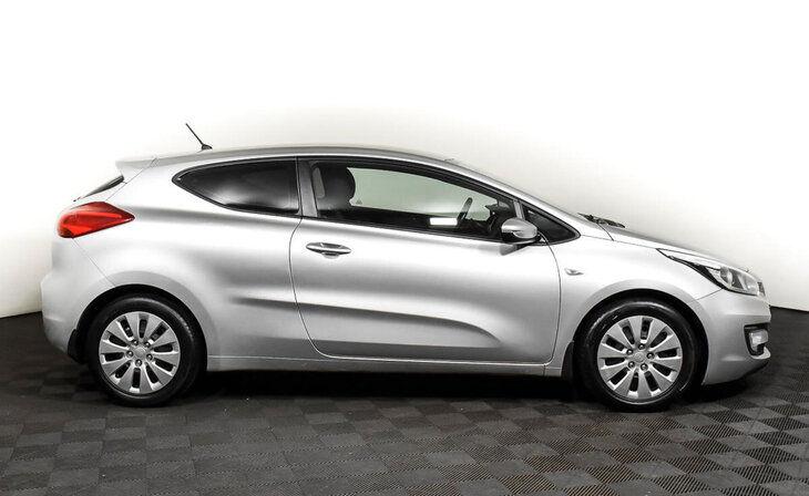 Kia Ceed - Фото 3