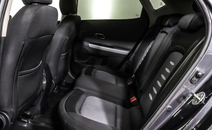 Kia Ceed - Фото 15