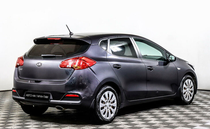 Kia Ceed - Фото 4