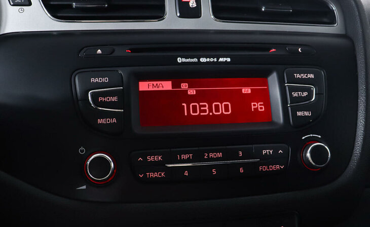 Kia Ceed - Фото 16