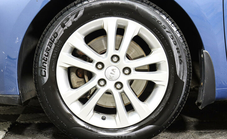 Kia Ceed - Фото 6