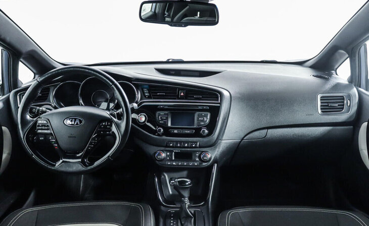 Kia Ceed - Фото 7