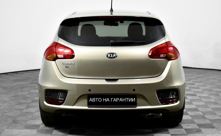 Kia Ceed - Фото 5