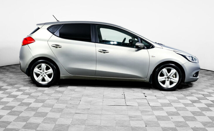 Kia Ceed - Фото 3