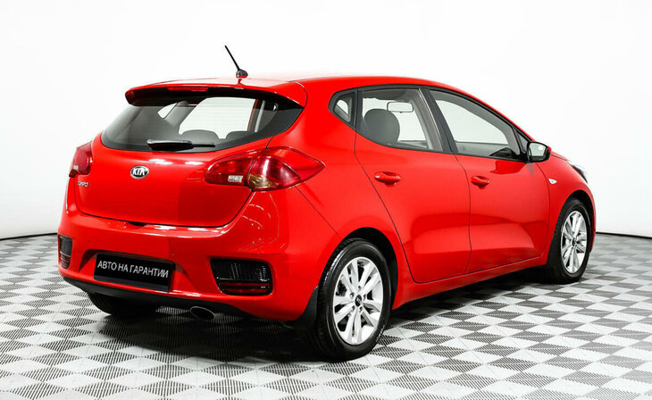 Kia Ceed - Фото 4