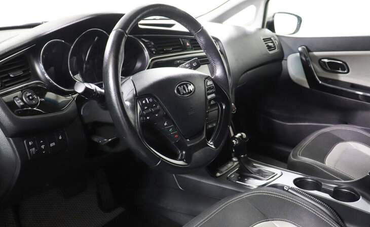 Kia Ceed - Фото 6