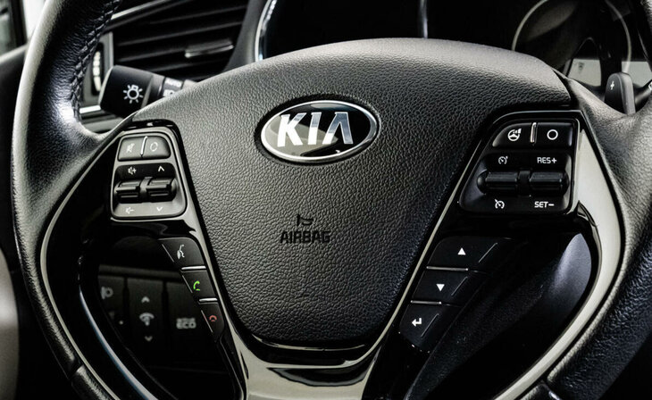 Kia Ceed - Фото 8