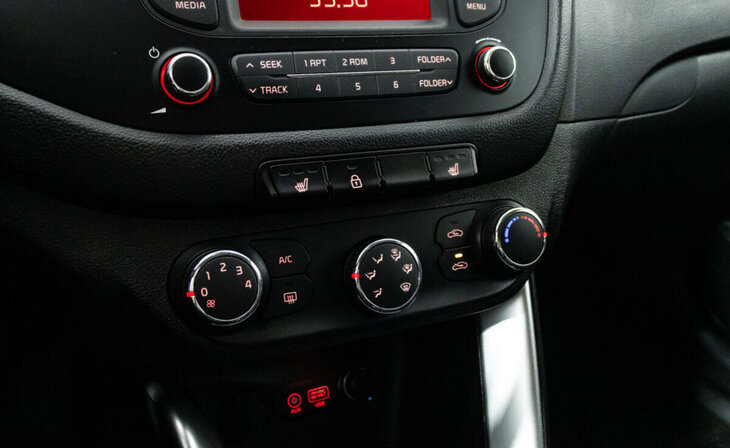 Kia Ceed - Фото 9