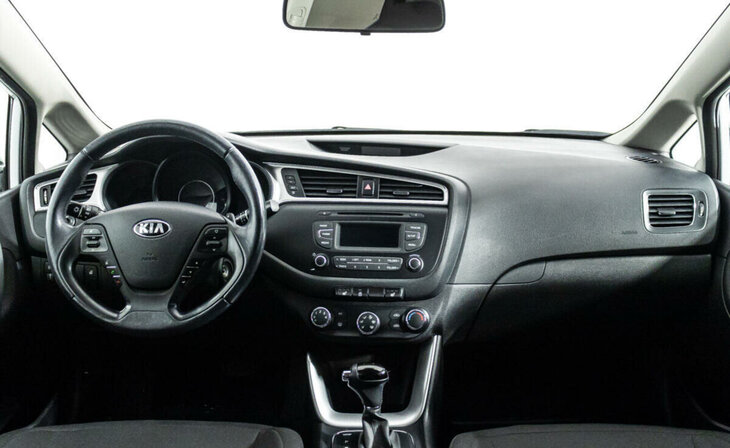 Kia Ceed - Фото 5