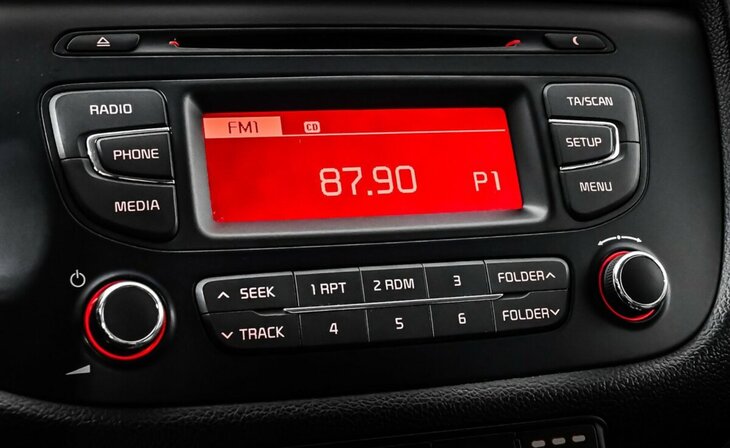 Kia Ceed - Фото 9