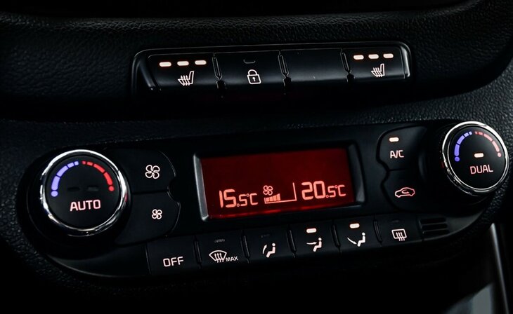 Kia Ceed - Фото 10