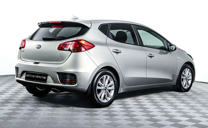 Kia Ceed - Фото 4