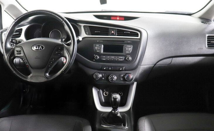 Kia Ceed - Фото 5