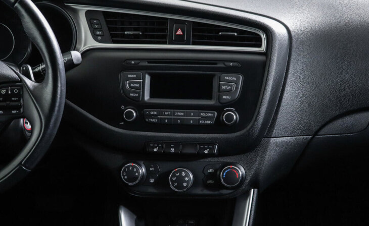 Kia Ceed - Фото 7