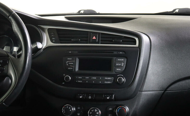 Kia Ceed - Фото 12