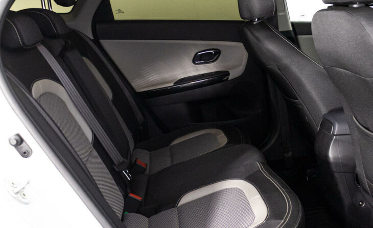 Kia Ceed - Фото 23