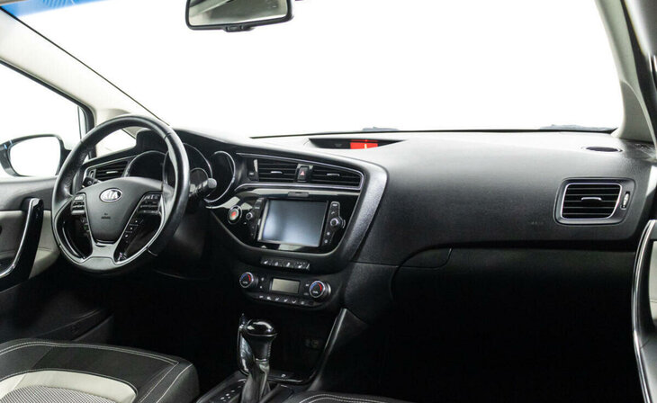 Kia Ceed - Фото 7