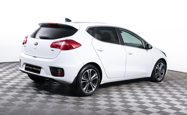 Kia Ceed - Фото 4