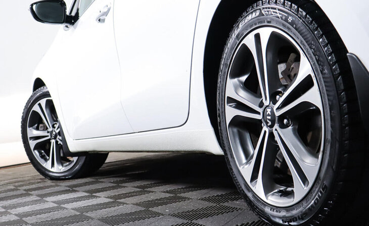 Kia Ceed - Фото 7