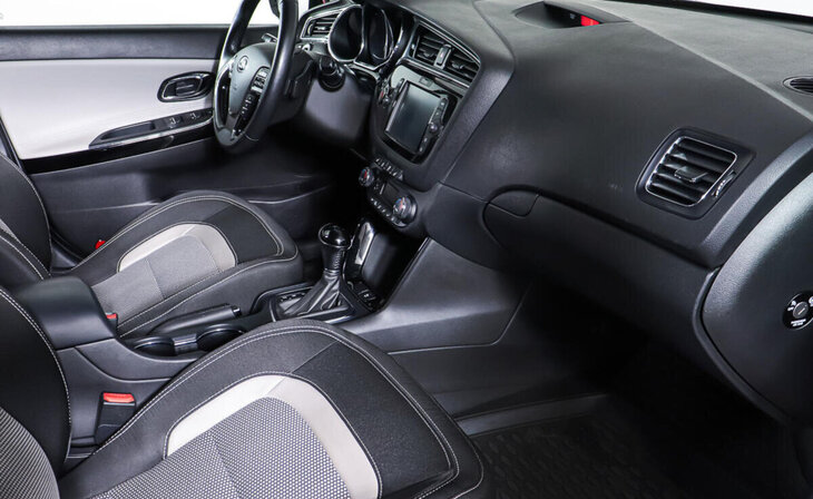 Kia Ceed - Фото 8