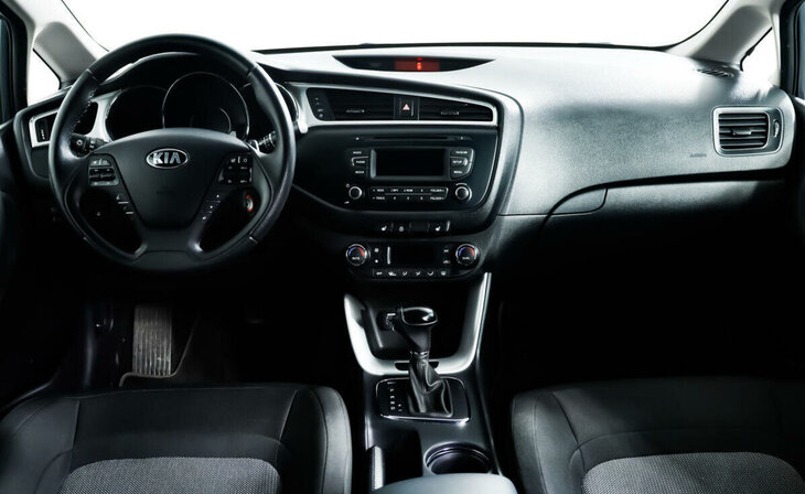 Kia Ceed - Фото 9