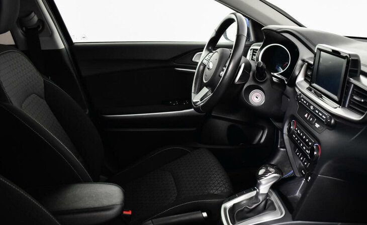 Kia Ceed - Фото 6