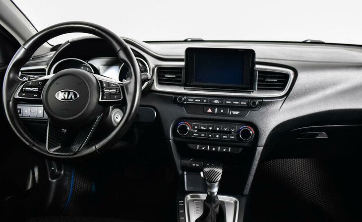 Kia Ceed - Фото 7