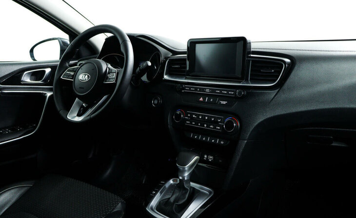 Kia Ceed - Фото 7