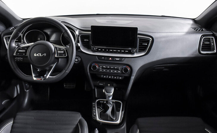 Kia Ceed - Фото 10