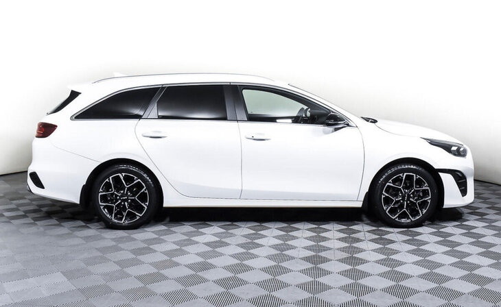 Kia Ceed - Фото 3