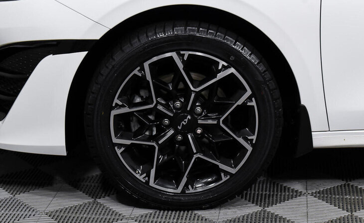 Kia Ceed - Фото 8