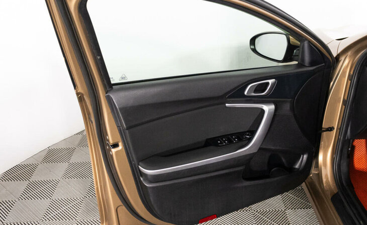 Kia Ceed - Фото 22