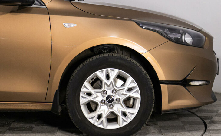 Kia Ceed - Фото 5